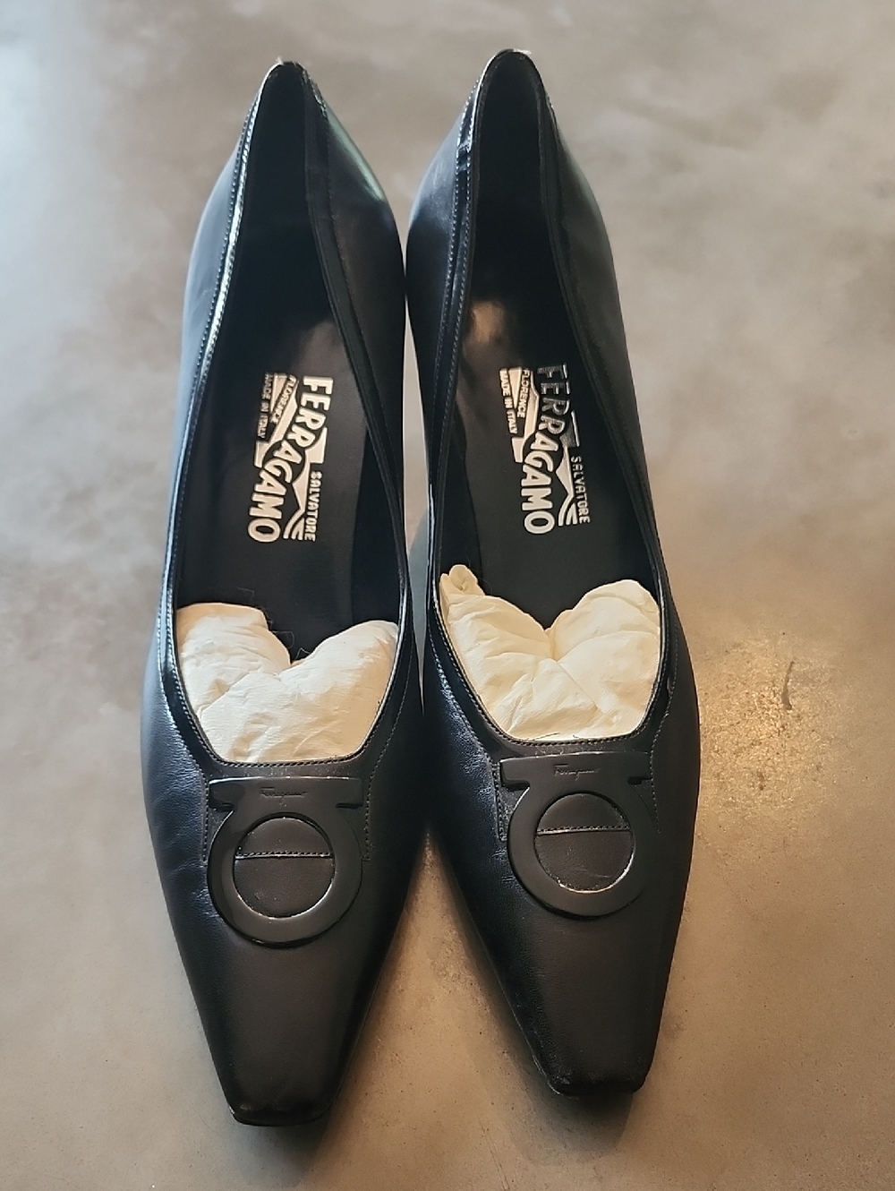 Salvatore Ferragamo Black Leather Pointed Pumps with Signature Gancini